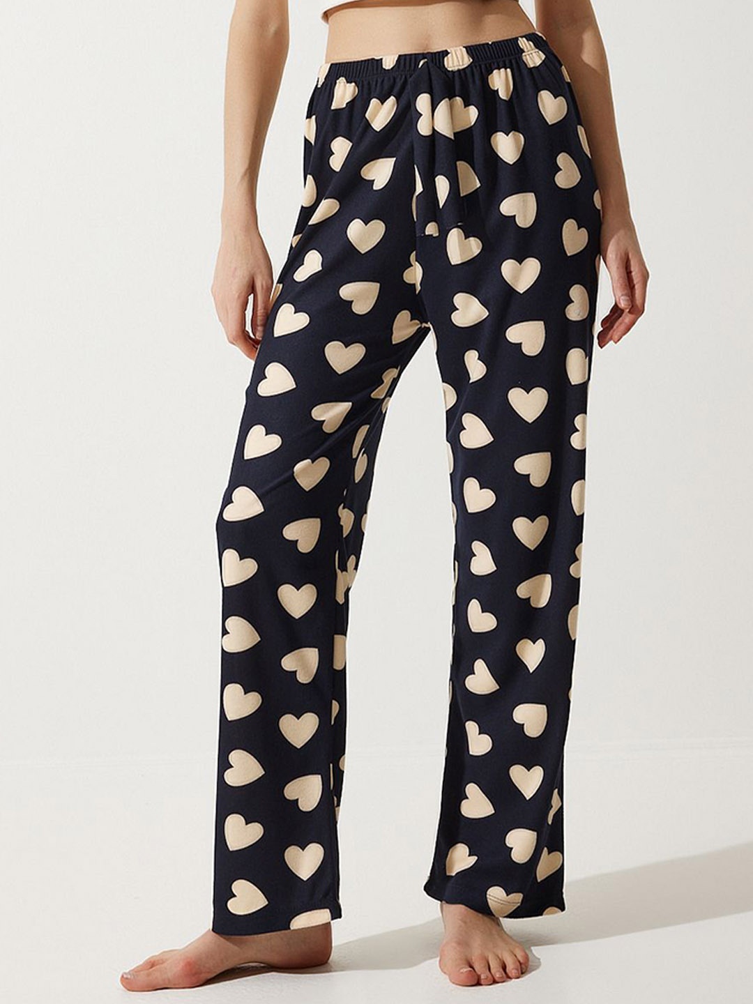 

Happiness istanbul Women Ethnic Motifs Printed Trousers, Na