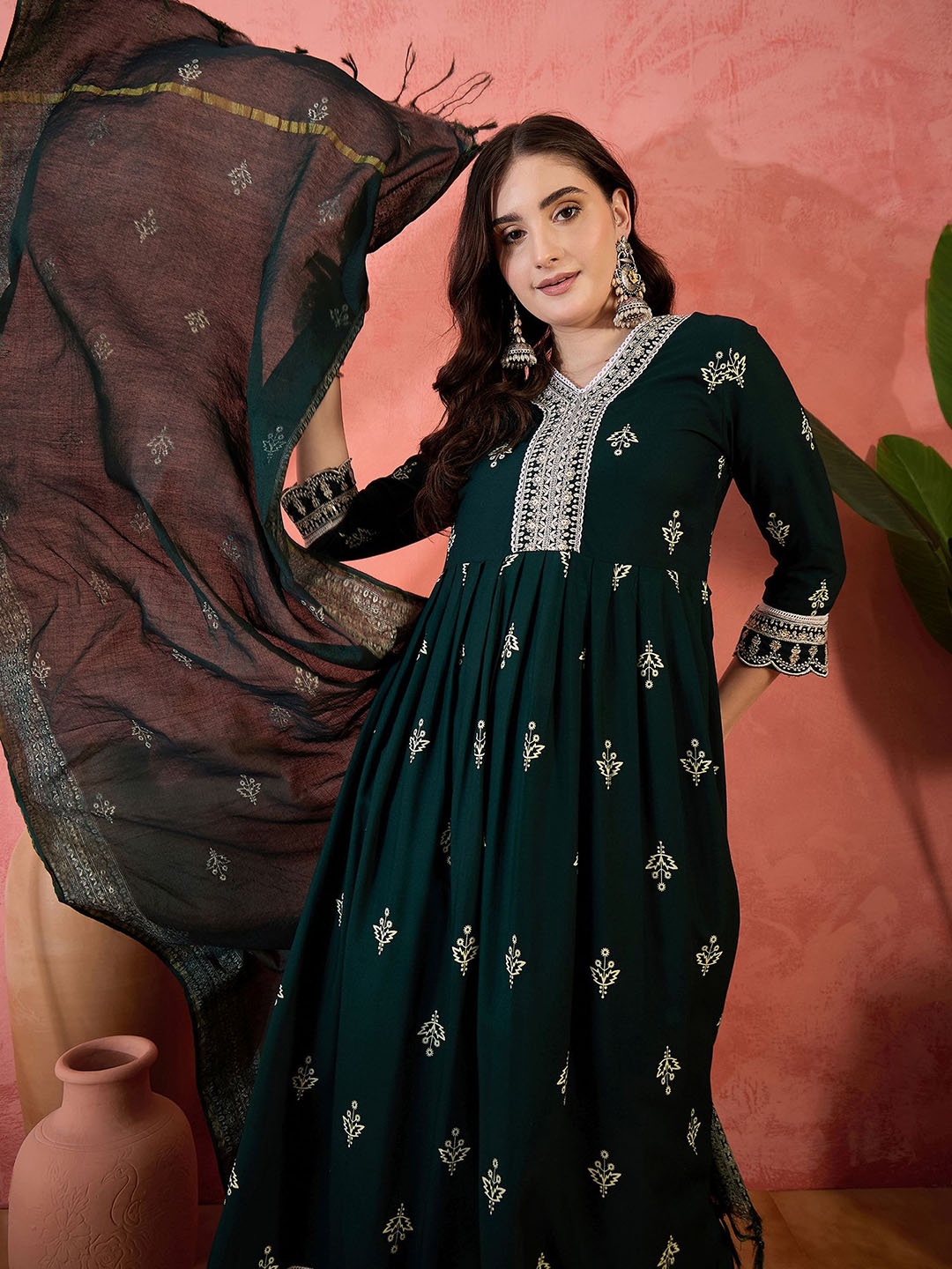 

Sangria Printed Flared Kurta, Trousers & Dupatta Set, Teal