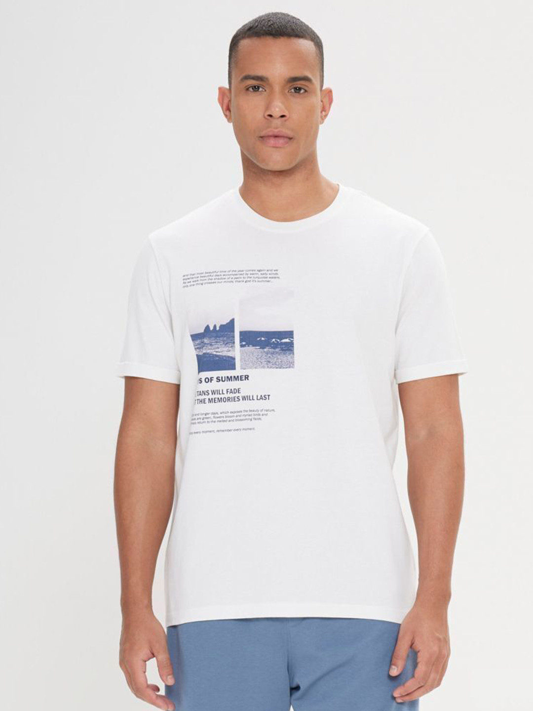 

ALTINYILDIZ CLASSICS AC Co. Men Typography Printed Pockets T-shirt, Na