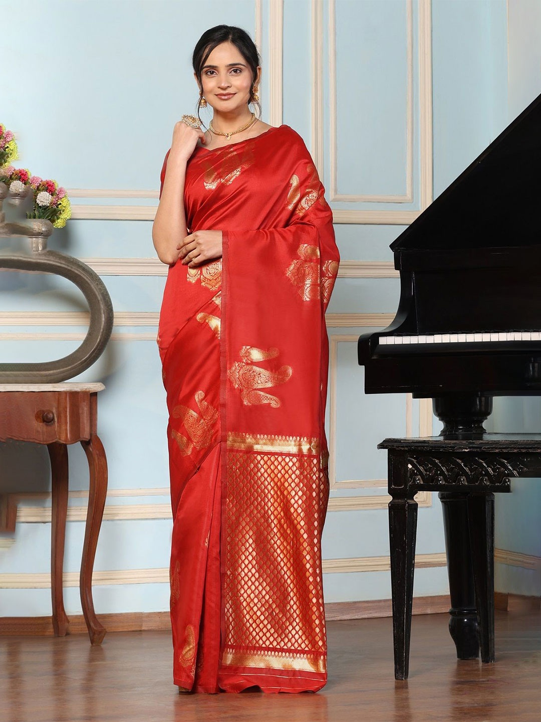 

Iris Woven Design Zari Silk Blend Kanjeevaram Saree, Red