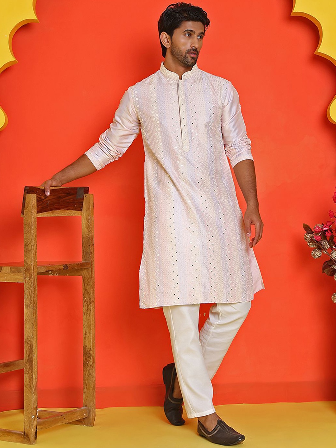 

Jompers Men Embroidered Regular Mirror Work Kurta with Pyjamas, Peach