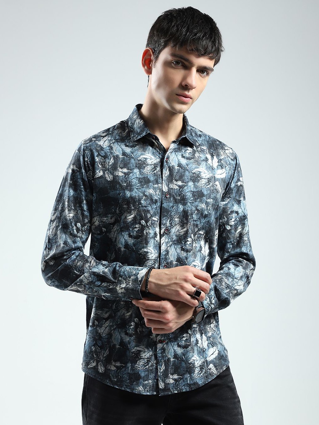 

Monte Carlo Men Floral Opaque Printed Casual Shirt, Blue