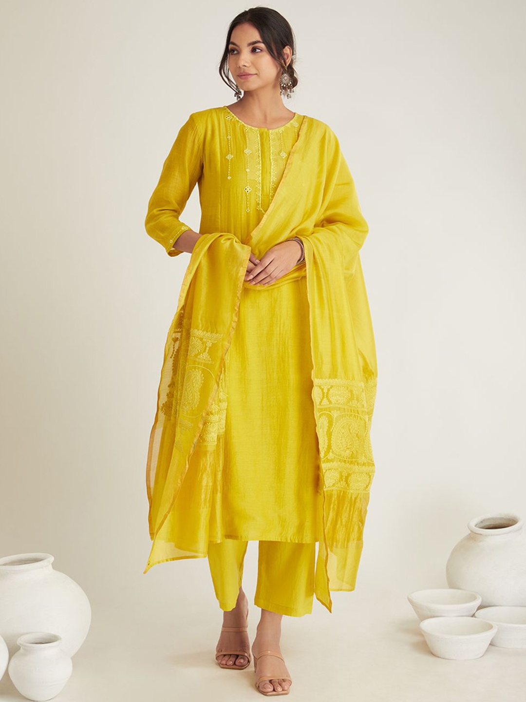 

SHILPI HANDICRAFTS Women Ethnic Motifs Dyed Regular Sequinned Chanderi Cotton Kurta with Palazzos & With, Mustard