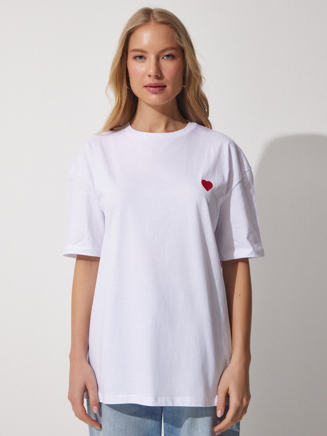 

Happiness istanbul Women V-Neck Applique T-shirt, Na