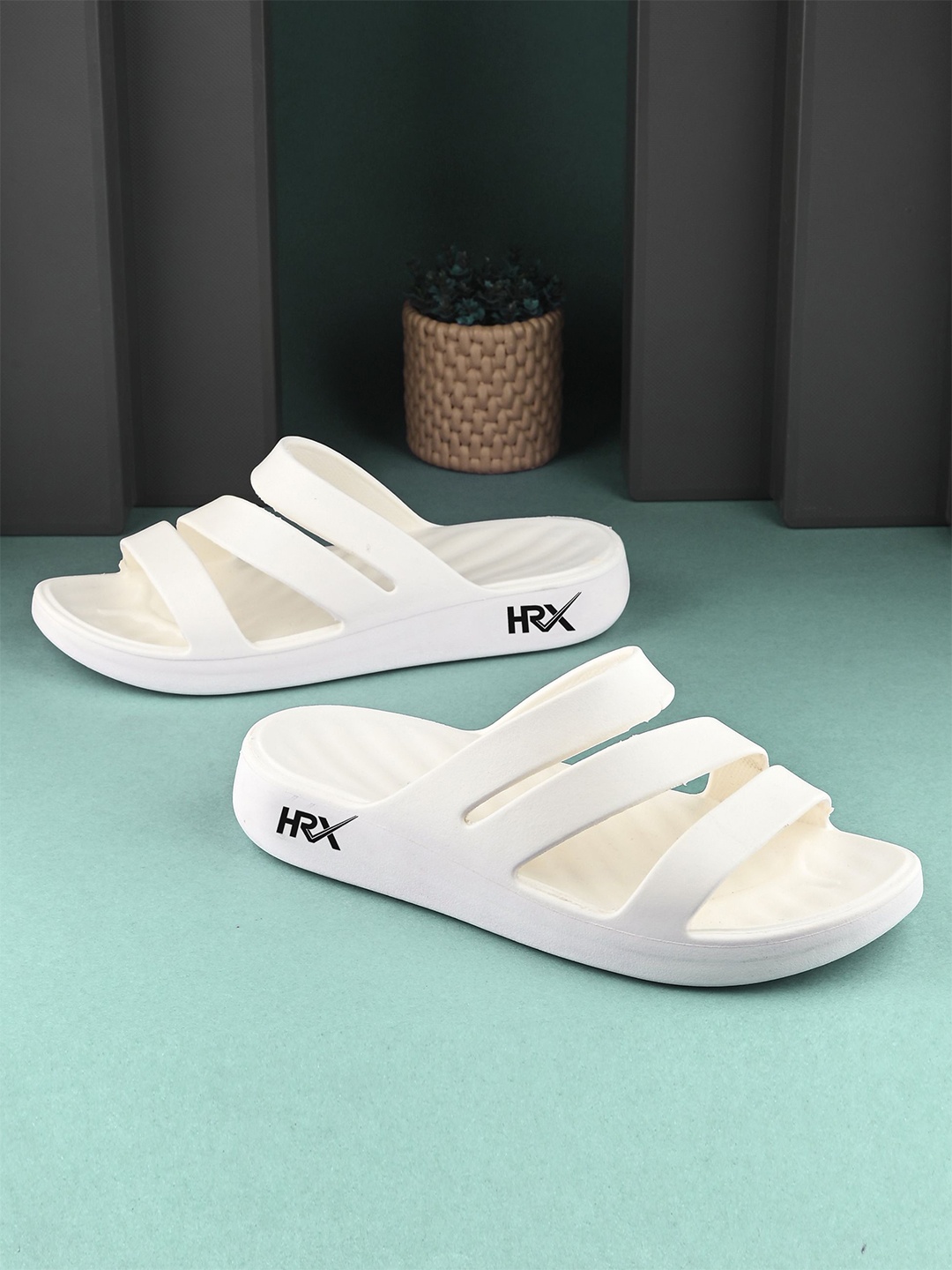 

HRX by Hrithik Roshan Women Sliders, White