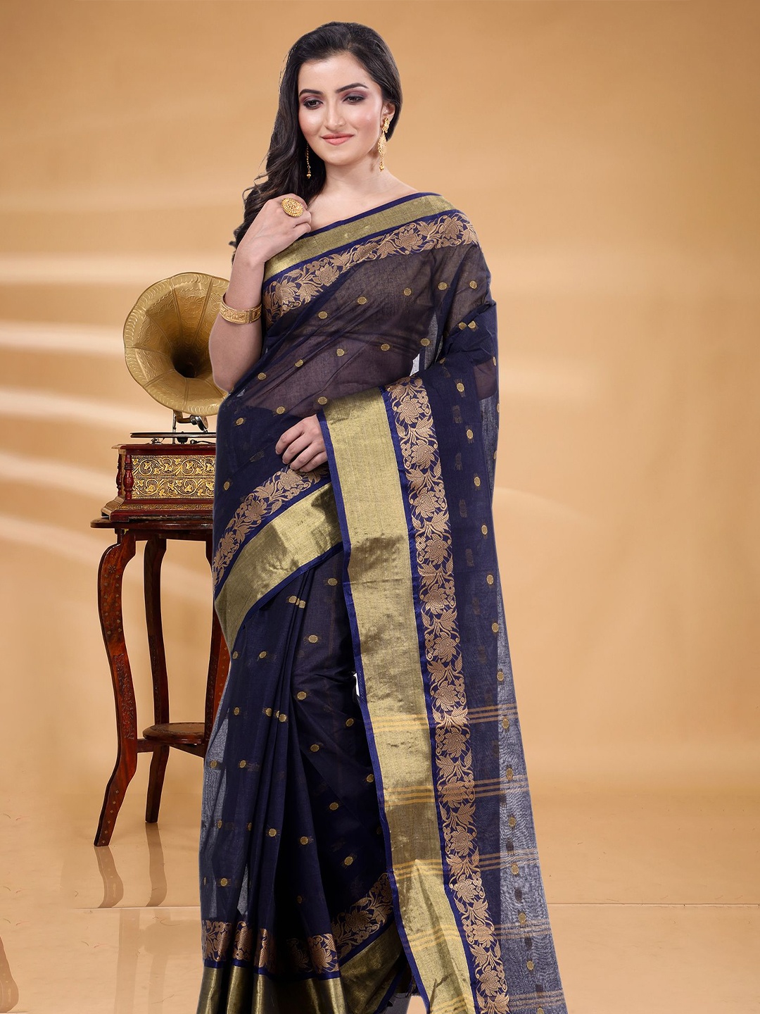 

SRILOK Woven Design Zari Pure Cotton Taant Saree, Navy blue