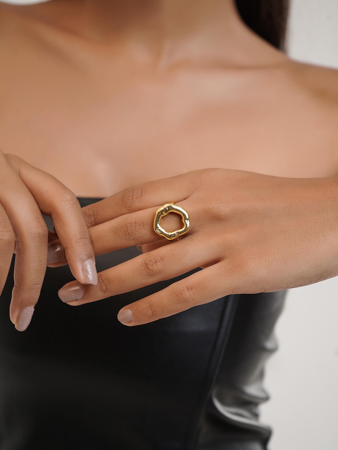 

ROYAL PITARAH Gold-Plated Circle Of Love Adjustable Finger Ring