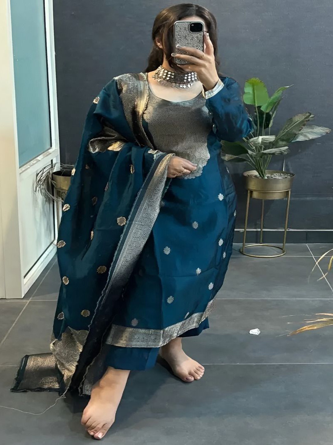 

KALINI Women Floral Printed Regular Kurta with Trousers & With Dupatta, Teal
