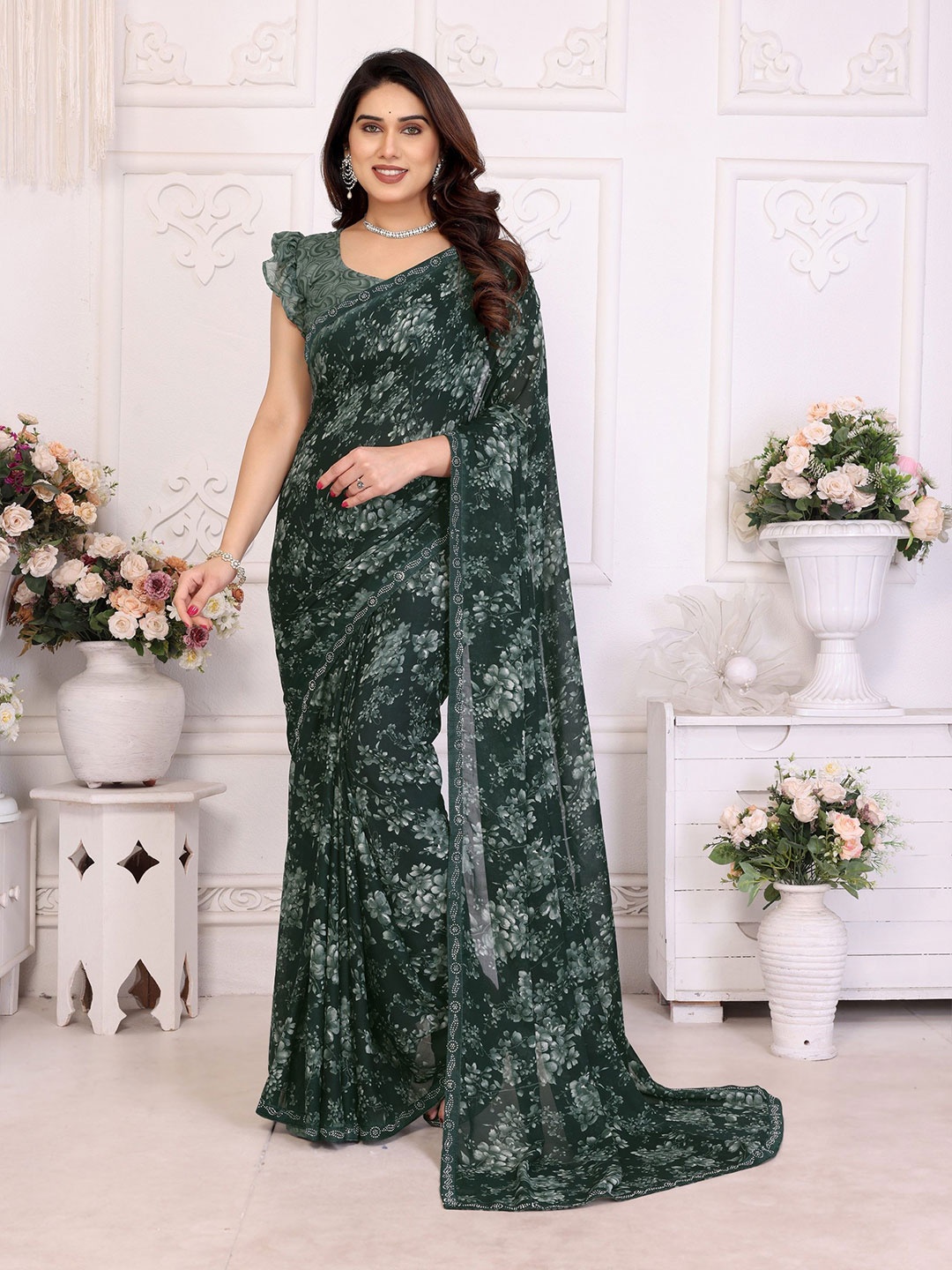 

Moda Rapido Floral Beads and Stones Poly Georgette Saree, Green
