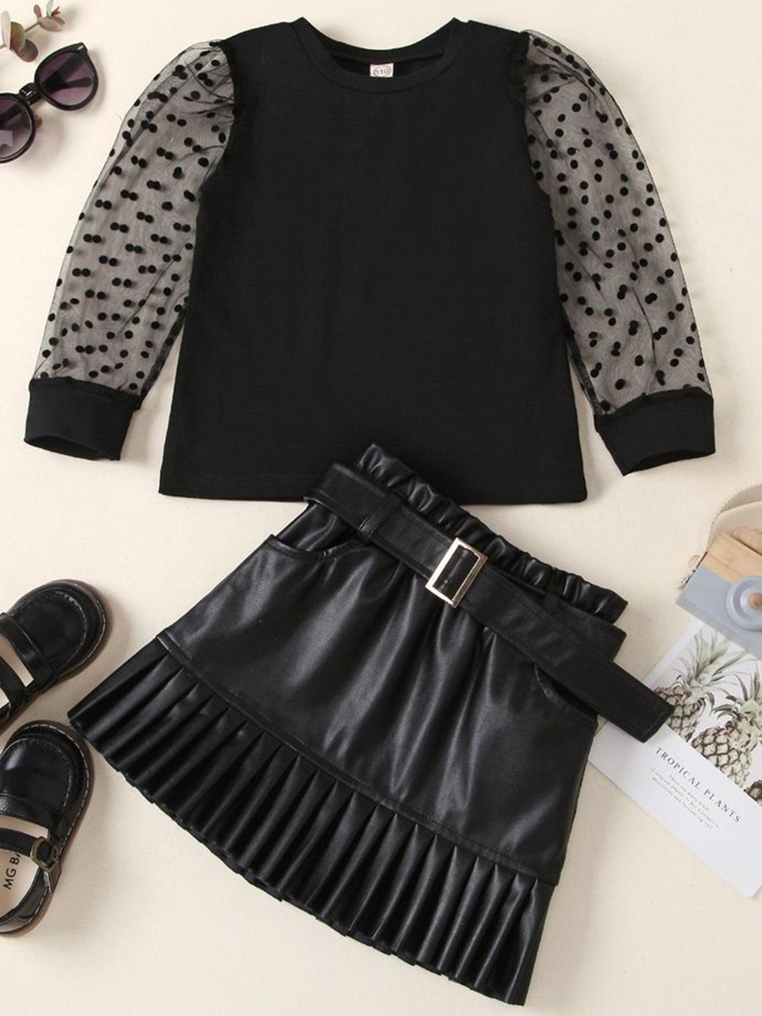 

LULU & SKY Girls Top with Skirt, Black