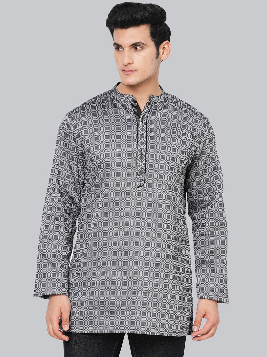 

Arch element Men Geometric Kurta, Black