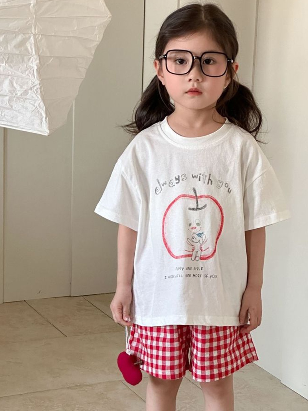 

LULU & SKY Girls Printed T-shirt with Shorts, Red