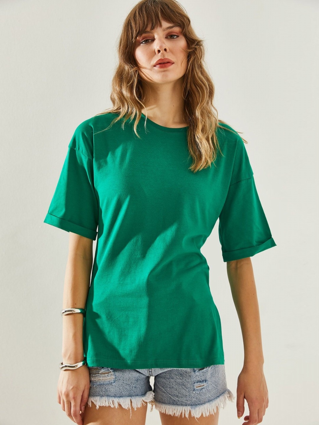 

BIANCO LUCCI Women V-Neck Pockets T-shirt, Na