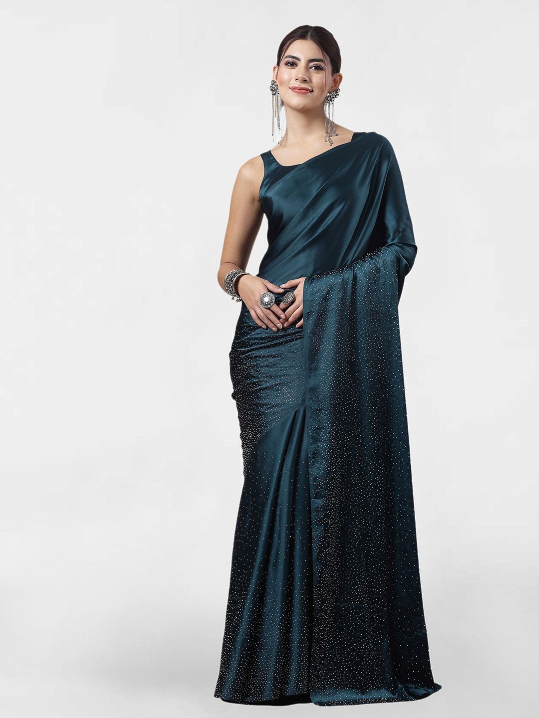 

DIVASTRI Embellished Pure Silk Saree, Blue