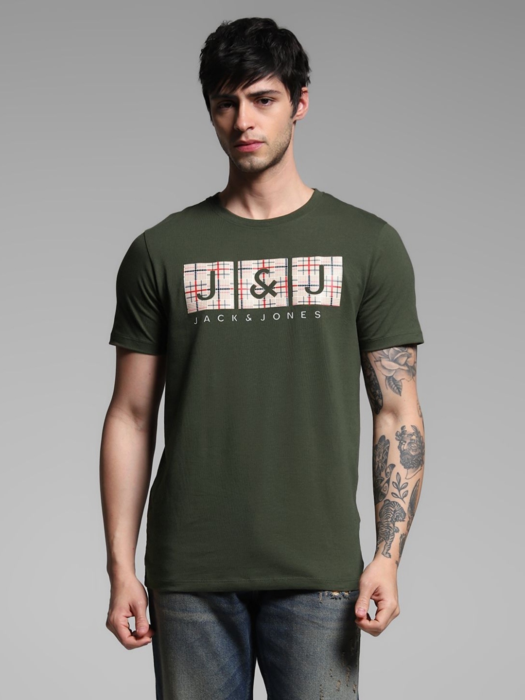 

Jack & Jones Men Typography Printed Applique T-shirt, Green