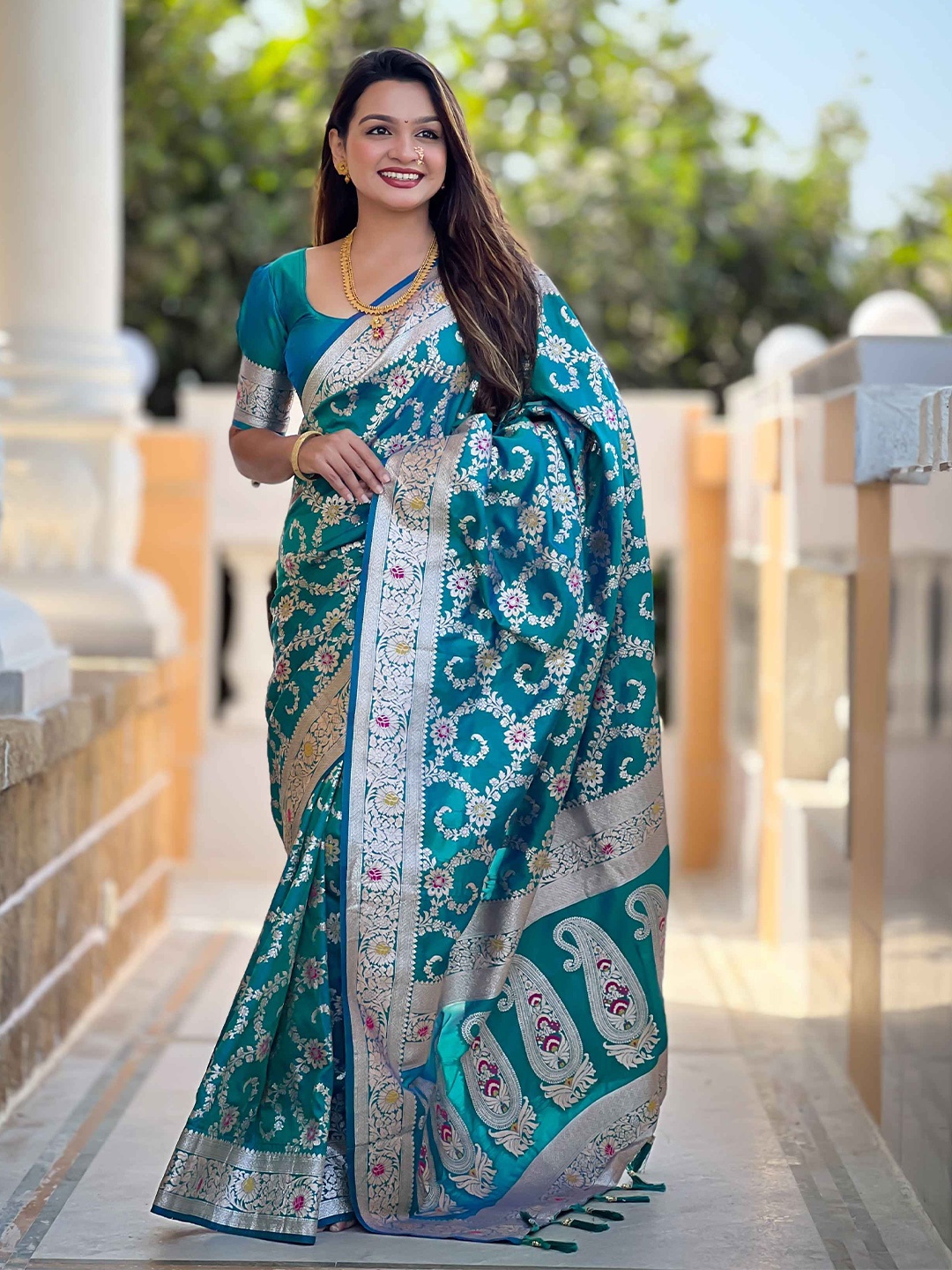 

ZIBLON Woven Design Zari Pure Silk Banarasi Saree, Teal