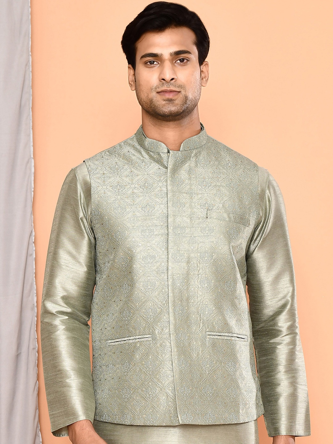 

MAAHI FABS Embroidered Woven Nehru Jacket, Grey