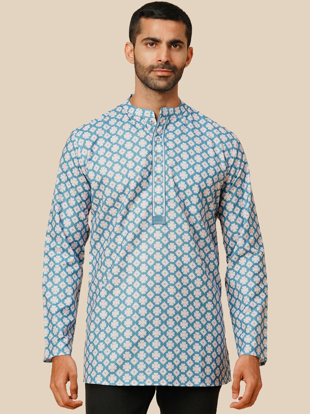 

Arch element Men Ethnic Motifs Printed Flared Sleeves Thread Work Kurta, Blue