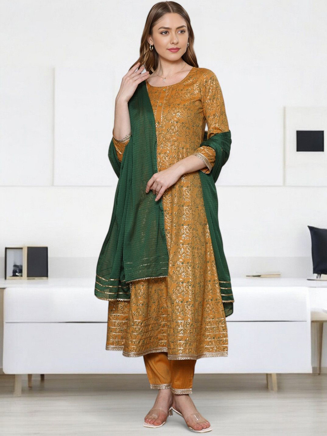 

Jeff co-op Women Floral Printed Panelled Gotta Patti Kurta with Trousers & With Dupatta, Mustard