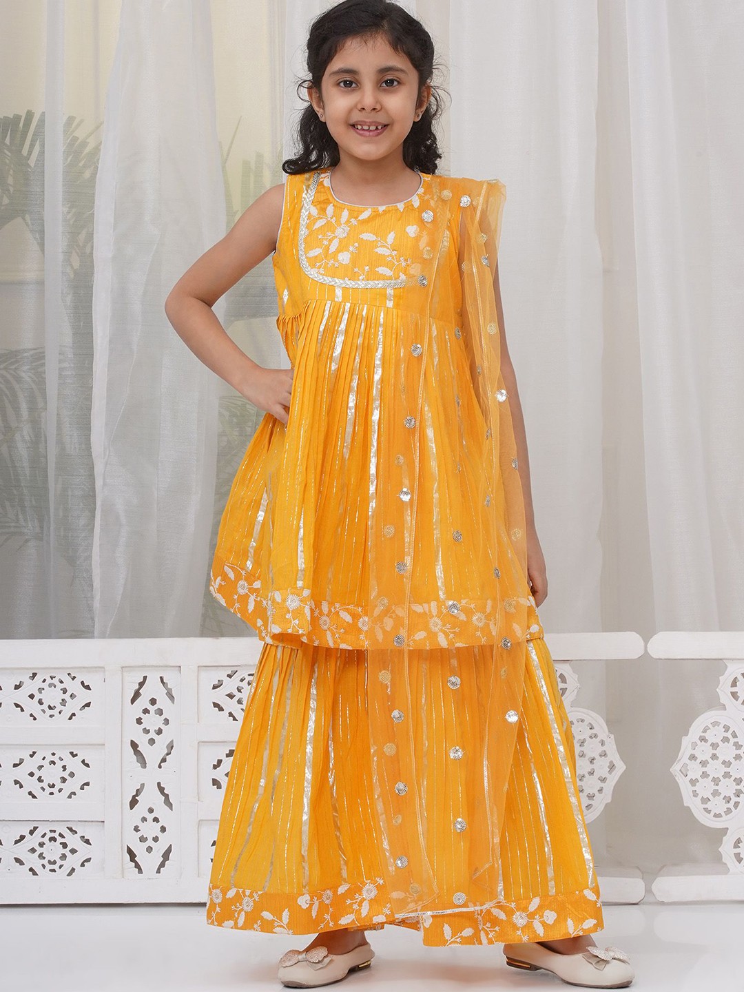 

Little Bansi Girls Ethnic Motifs Regular Sequinned Pure Cotton Kurta with Sharara & With Dupatta, Yellow