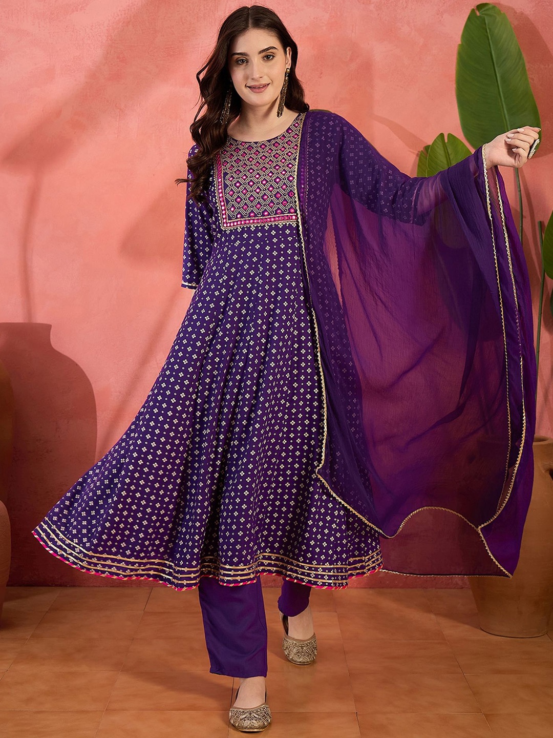 

Sangria Bandhani Printed Kurta, Trousers & Dupatta Set, Violet