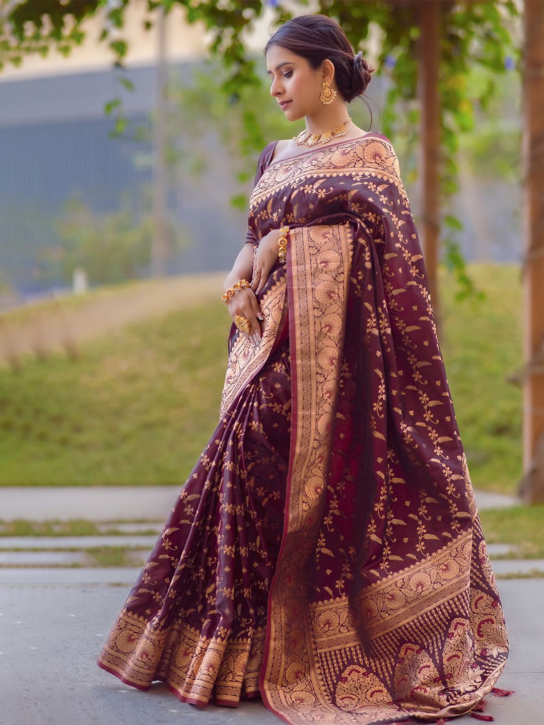 

all about you Woven Design Zari Satin Banarasi Saree, Maroon