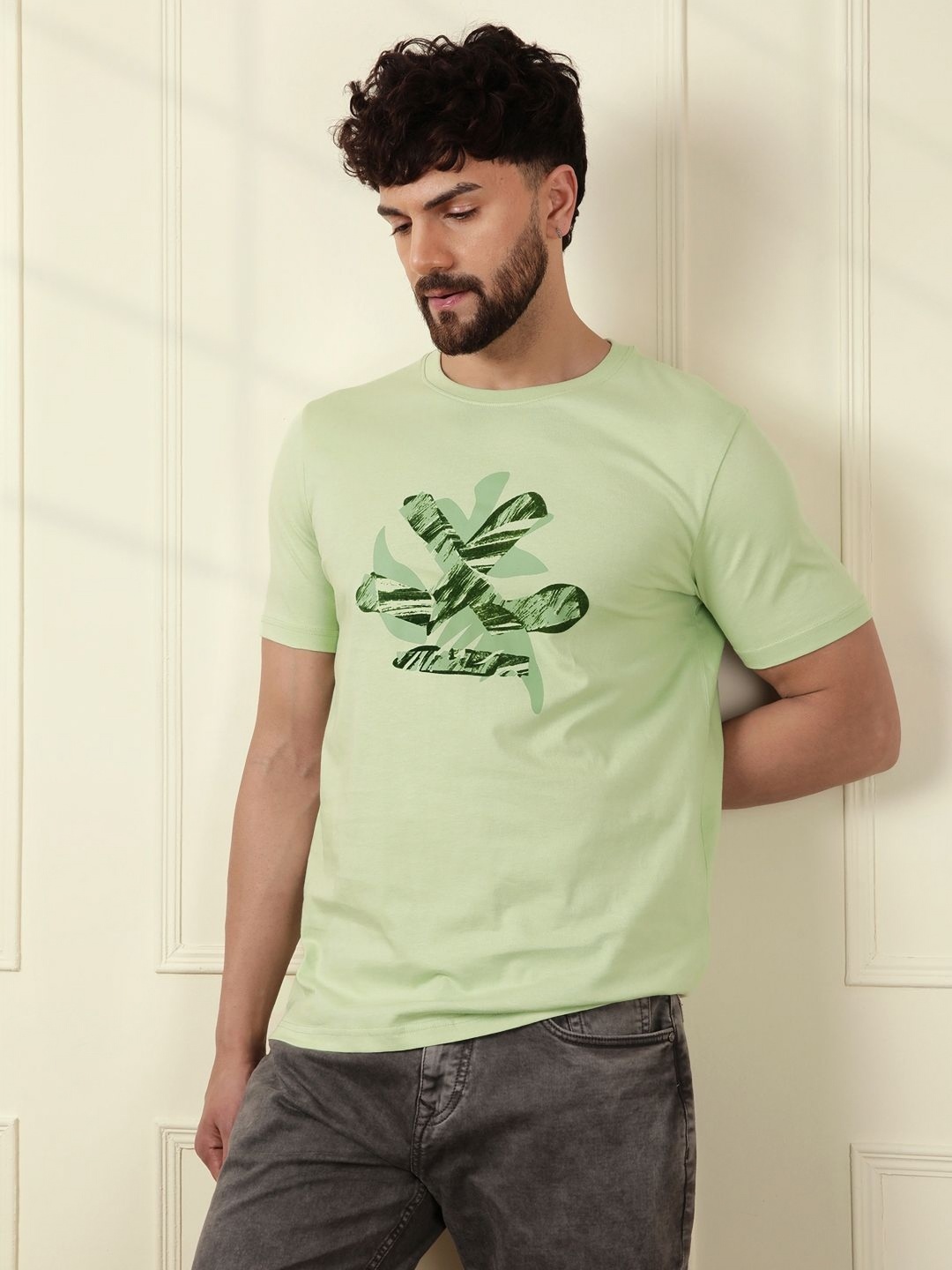 

WROGN Men Printed Pockets Slim Fit T-shirt, Green