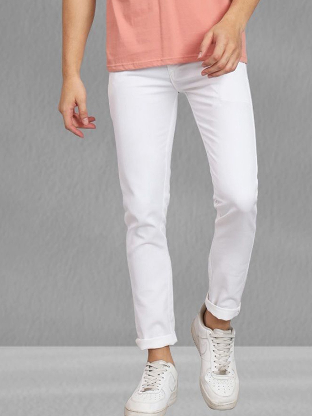 

LINARIA Men Classic Slim Fit Low Distress Jeans, White