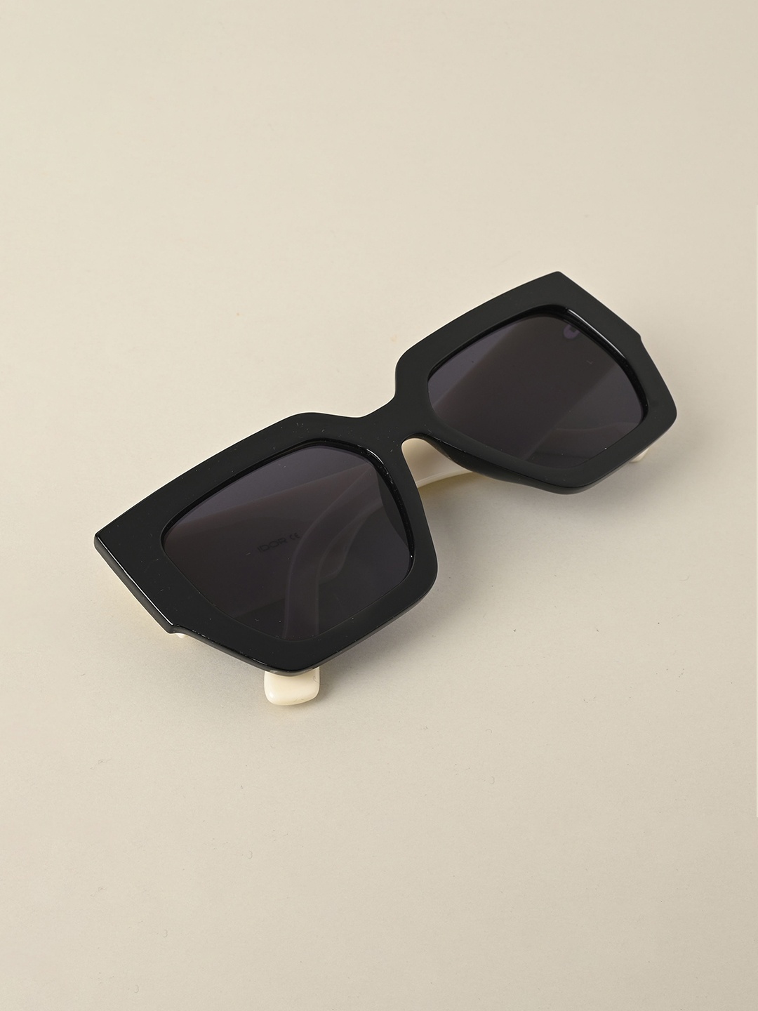 

IDOR Women Square Sunglasses with UV Protected Lens, Black