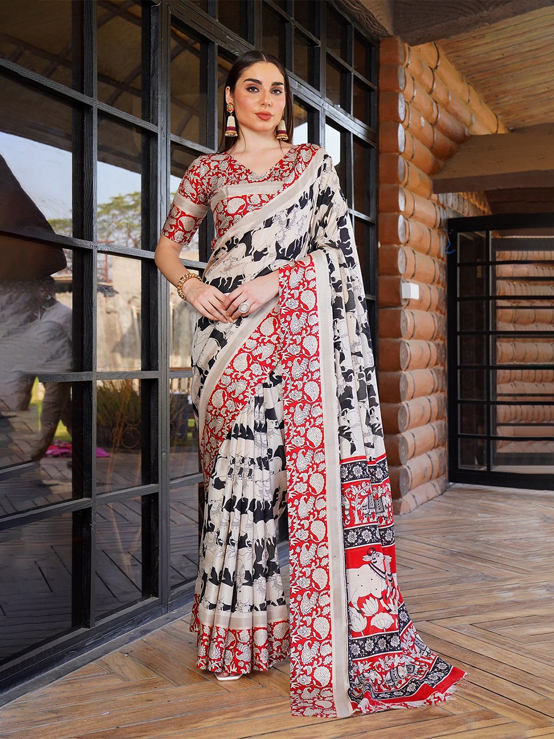 

Sitanjali Ethnic Motifs Art Silk Maheshwari Saree, Black