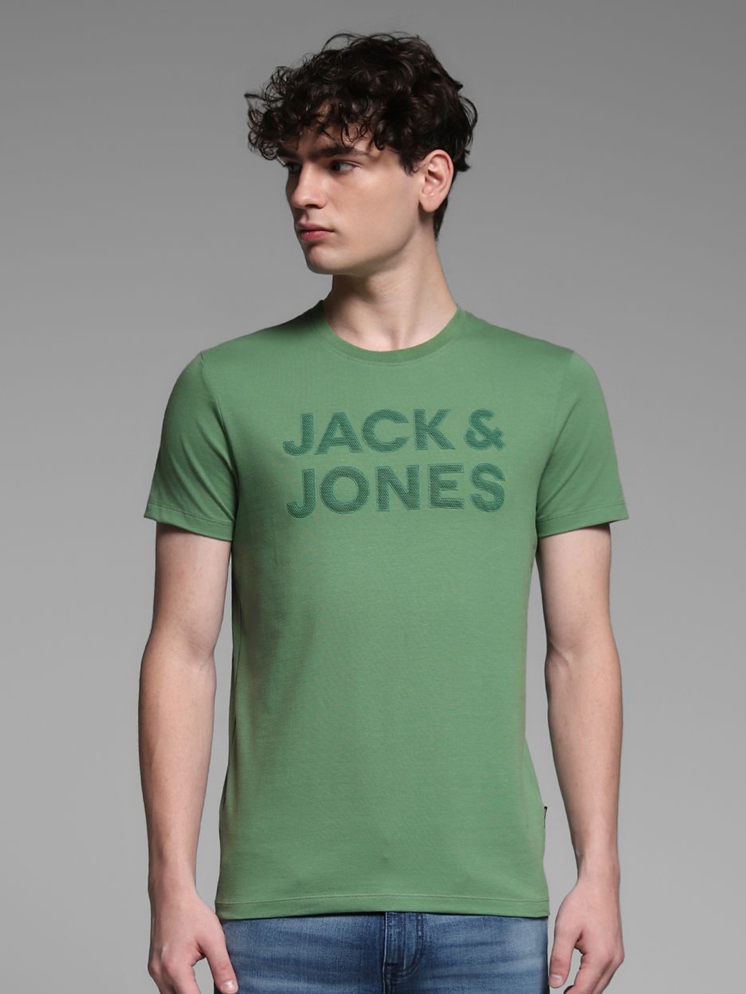 

Jack & Jones Men Typography Printed Applique Slim Fit T-shirt, Green
