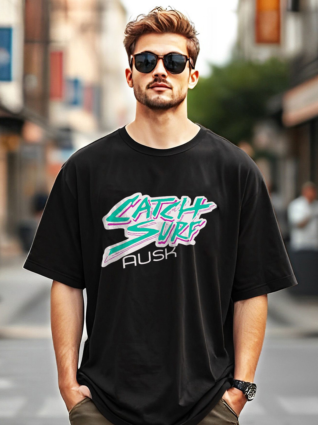 

AUSK Men Printed Applique T-shirt, Black