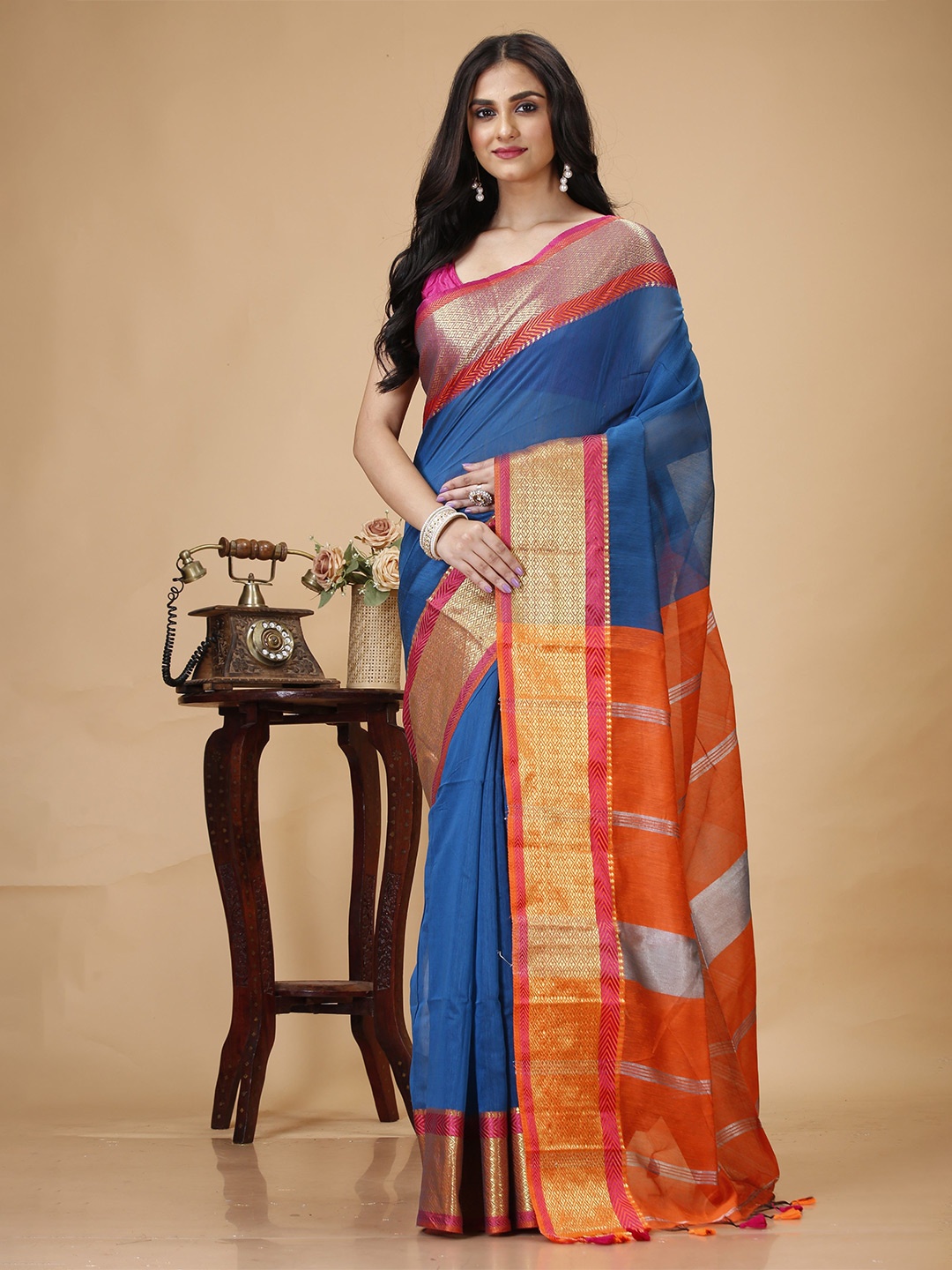 

SLAGHA Ethnic Motifs Zari Silk Cotton Taant Saree, Turquoise blue
