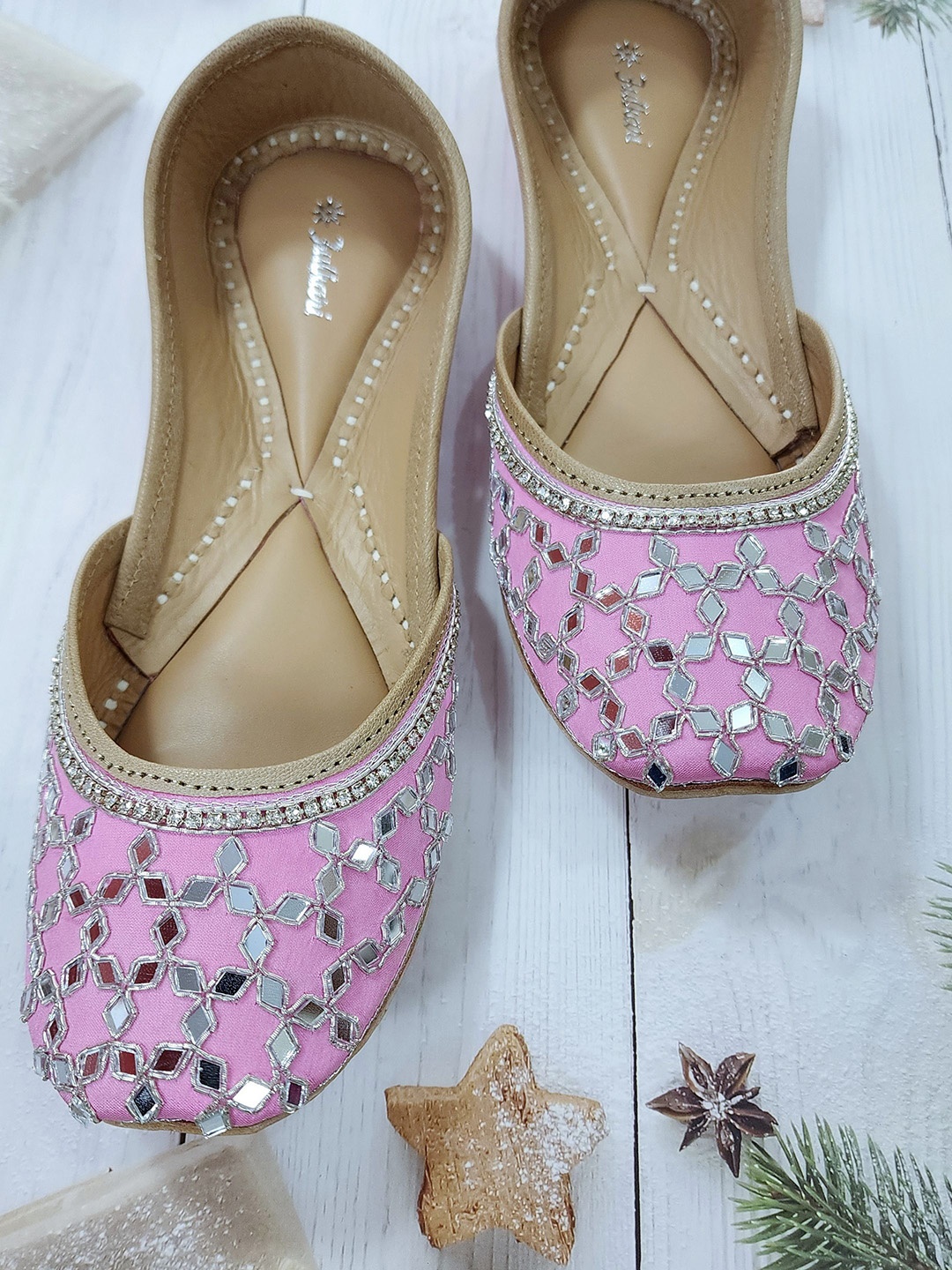 

Fulkari Women Embellished Ethnic Mojaris Flats, Pink
