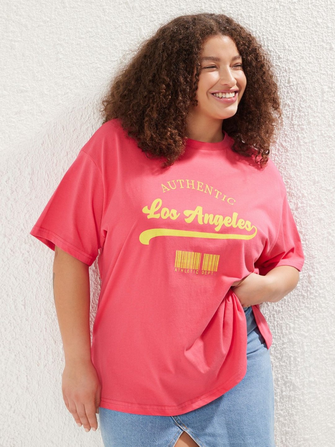

Trendyol Women Typography Printed V-Neck T-shirt, Na