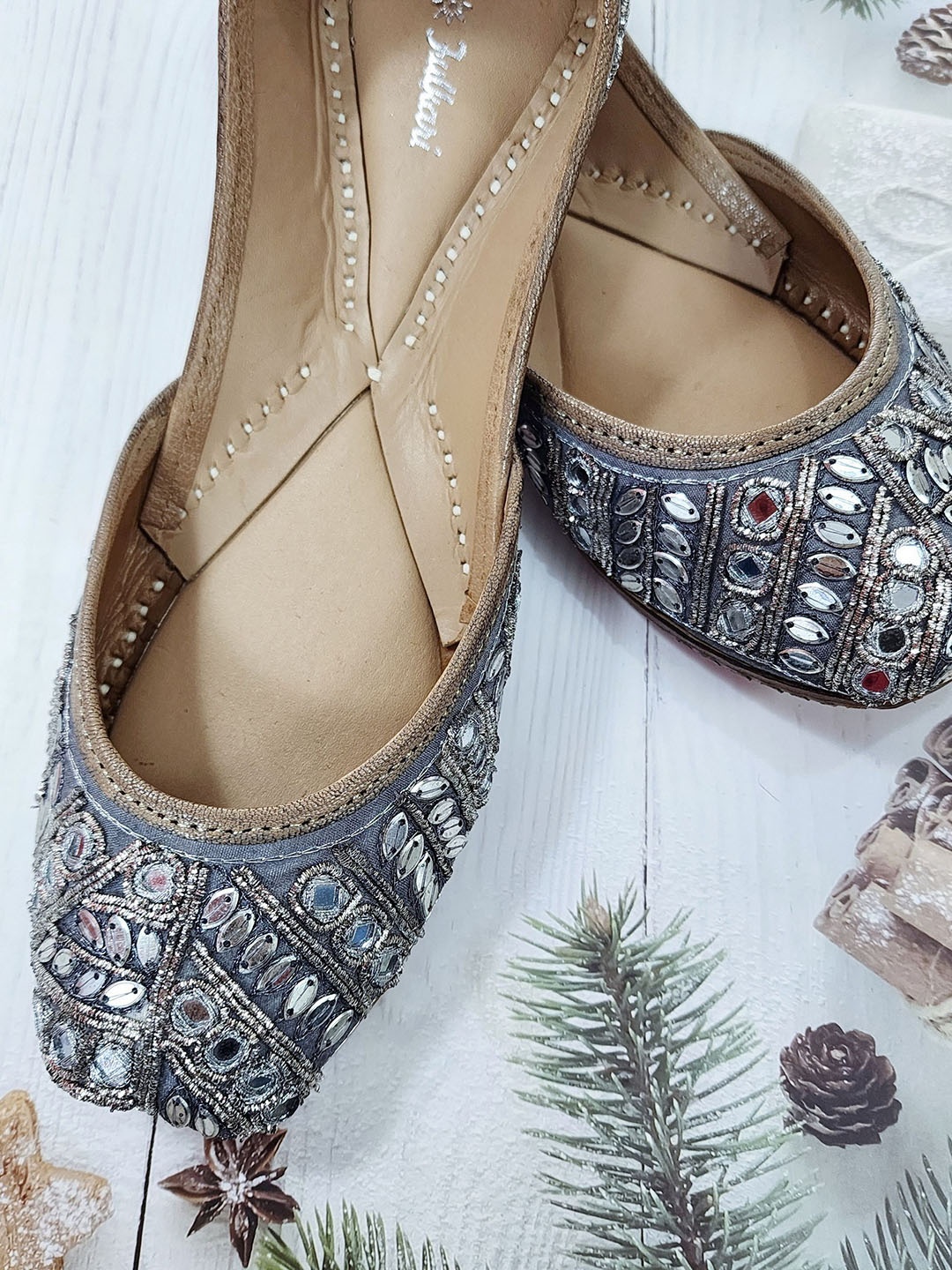 

Fulkari Women Embellished Ethnic Mojaris Flats, Grey