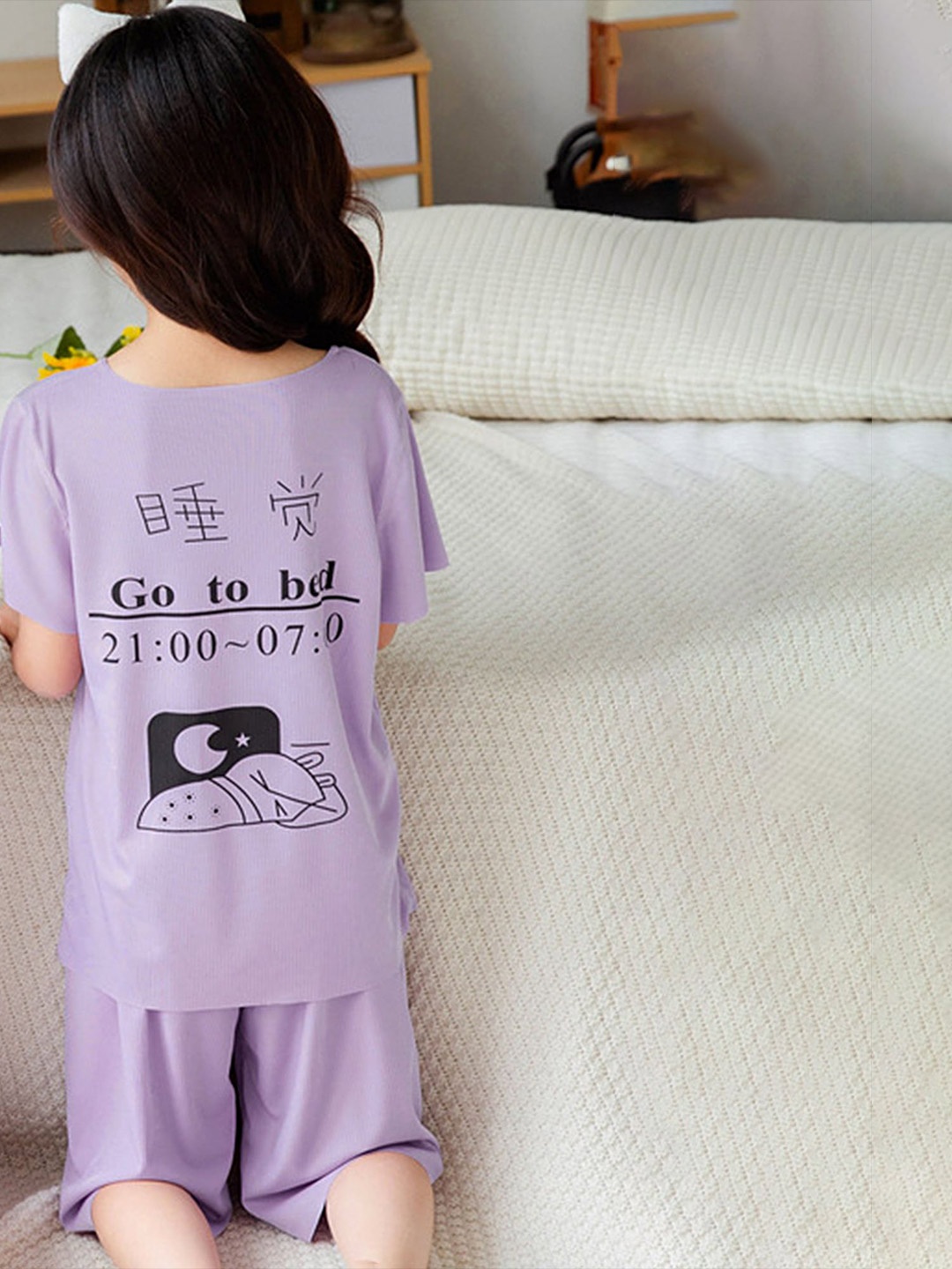 

LULU & SKY Girls Printed T-shirt with Shorts, Purple