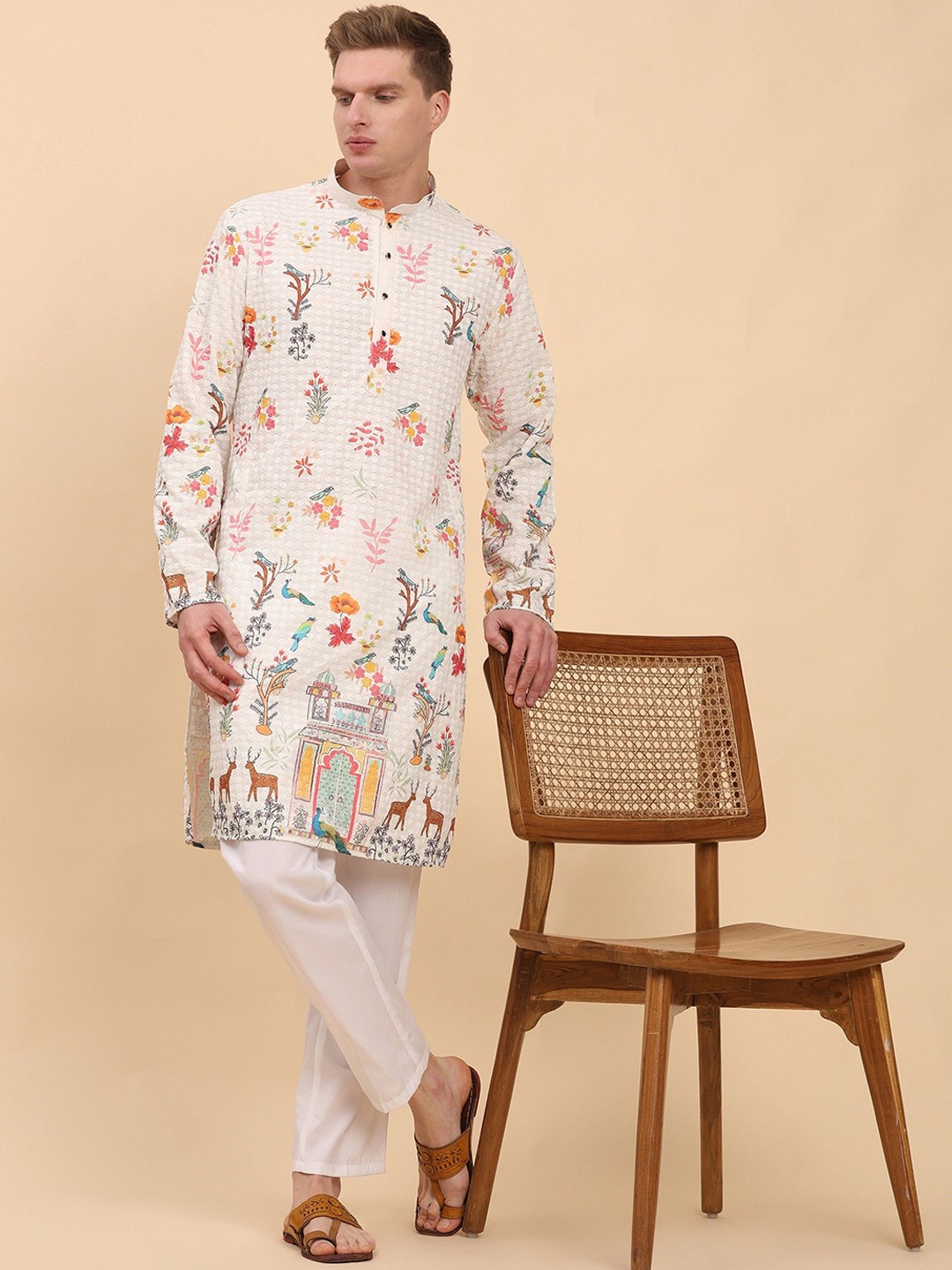

Pro-Ethic STYLE DEVELOPER Men Floral Printed Angrakha Sequinned Pure Cotton Kurta with Pyjamas, White