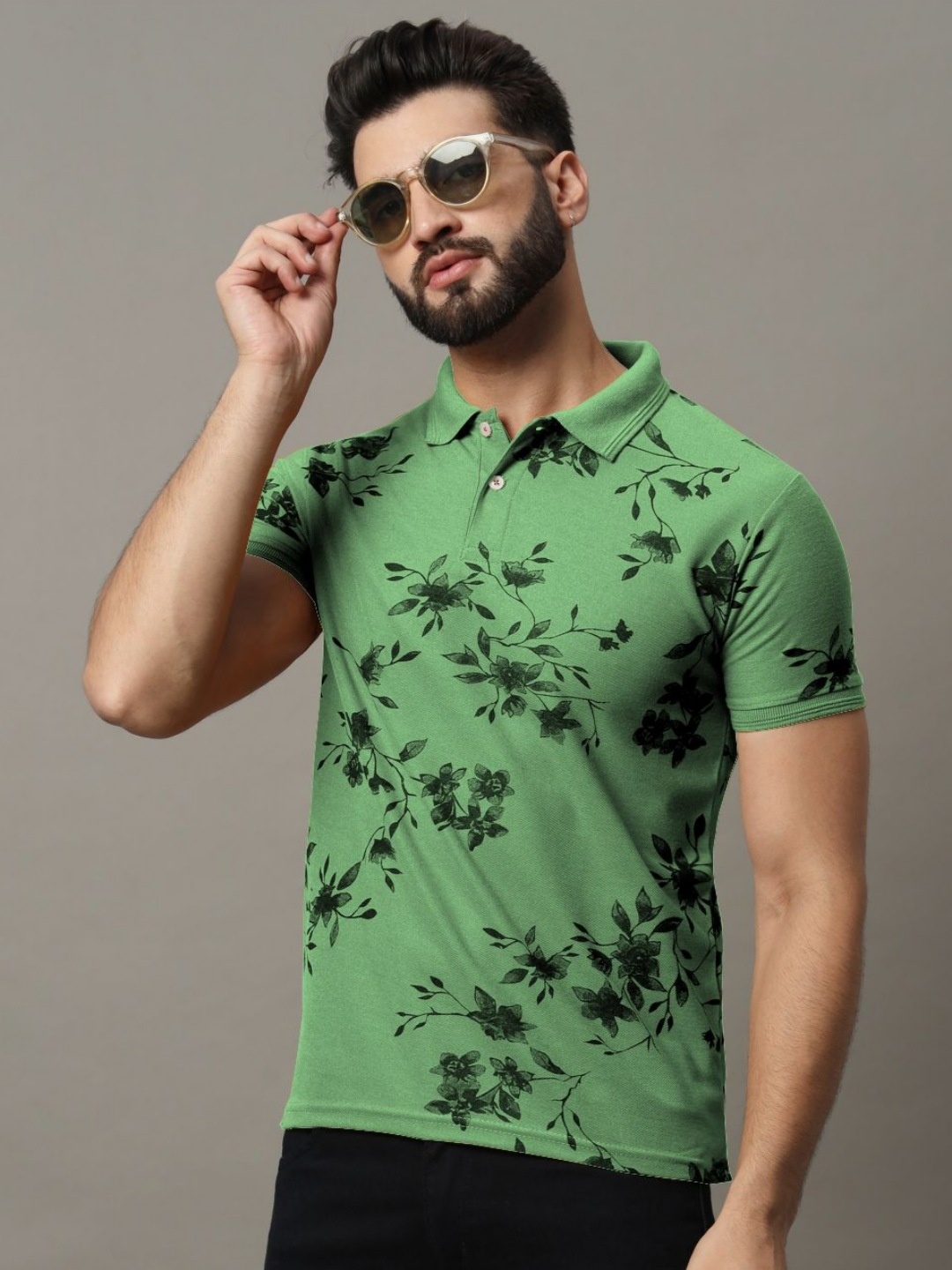 

R.ARHAN PREMIUM Men Floral Printed Polo Collar Applique T-shirt, Sea green