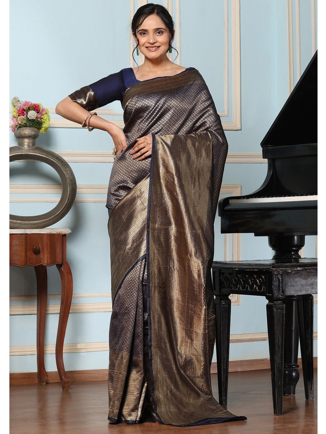 

Mitera Woven Design Zari Silk Blend Kanjeevaram Saree, Navy blue