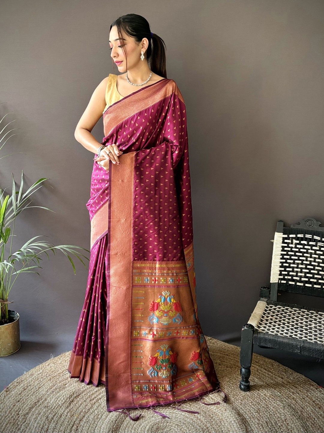

Panzora Woven Design Zari Silk Blend Paithani Saree, Purple