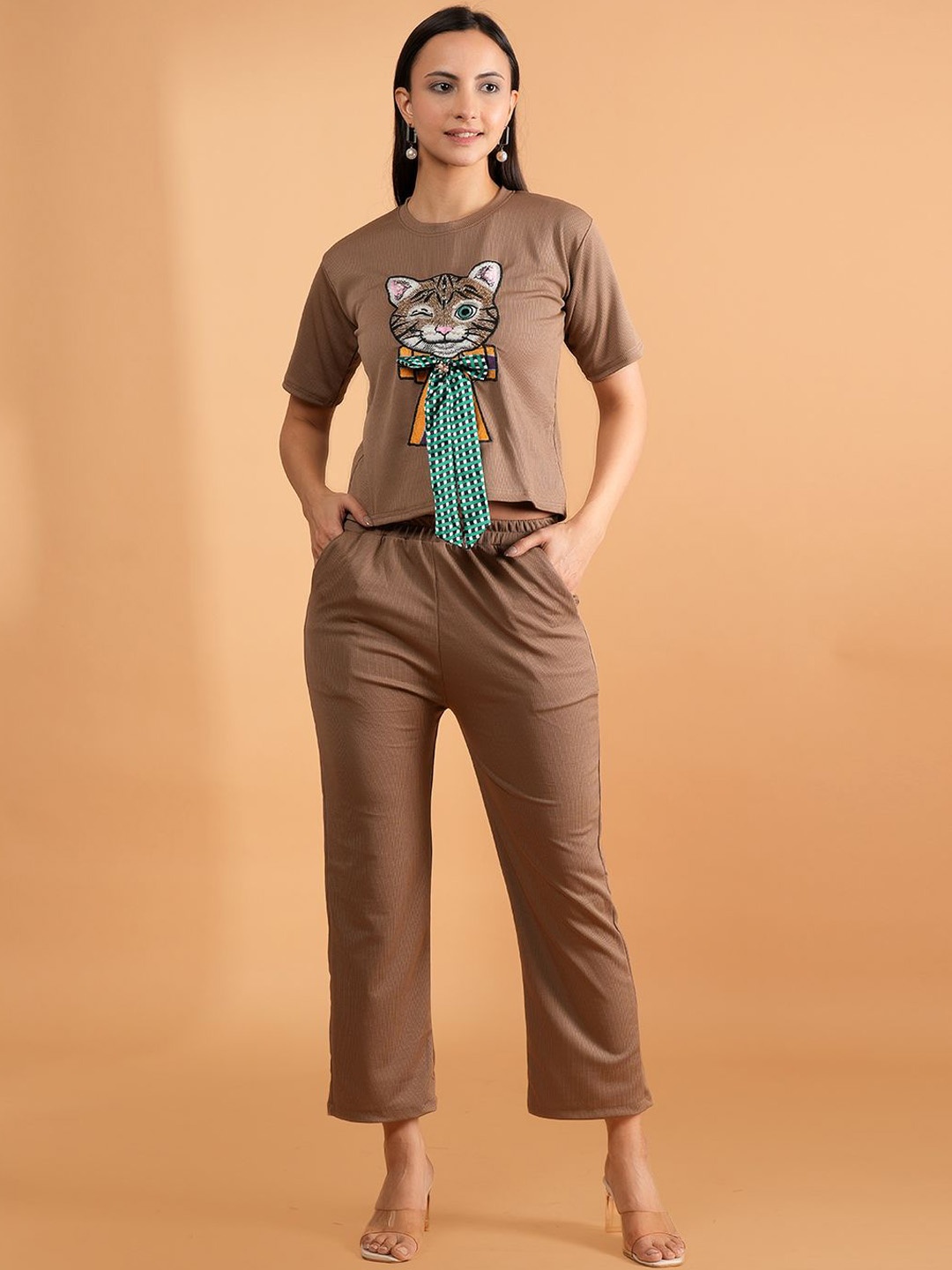 

Dreambe Printed Round Neck T-shirt With Trousers Co-Ords, Brown