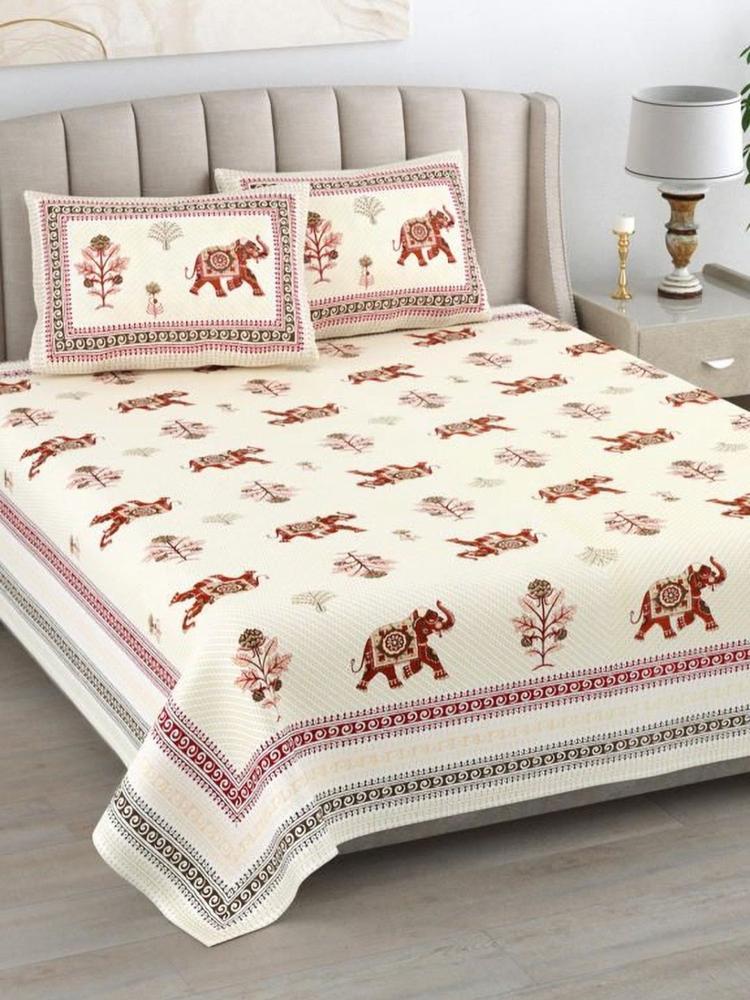 

Urban Jaipur Red & Green Floral 220 TC King Bedsheet with 2 Pillow Covers