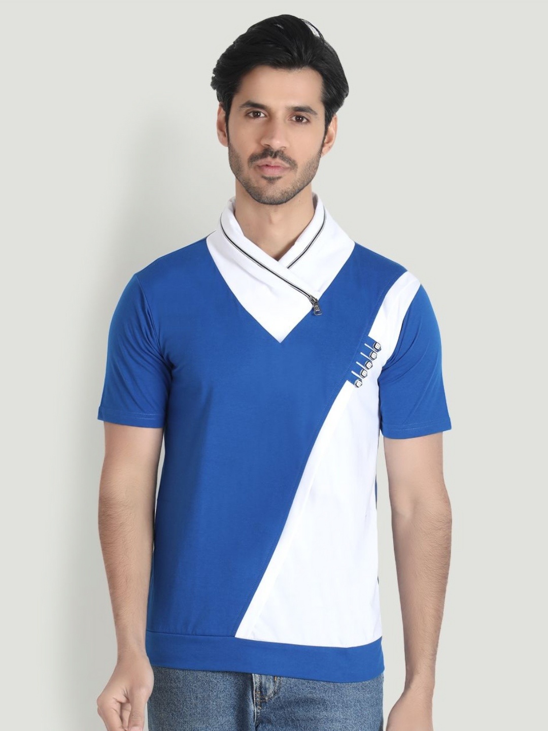 

Black Collection Men Colourblocked V-Neck T-shirt, Blue