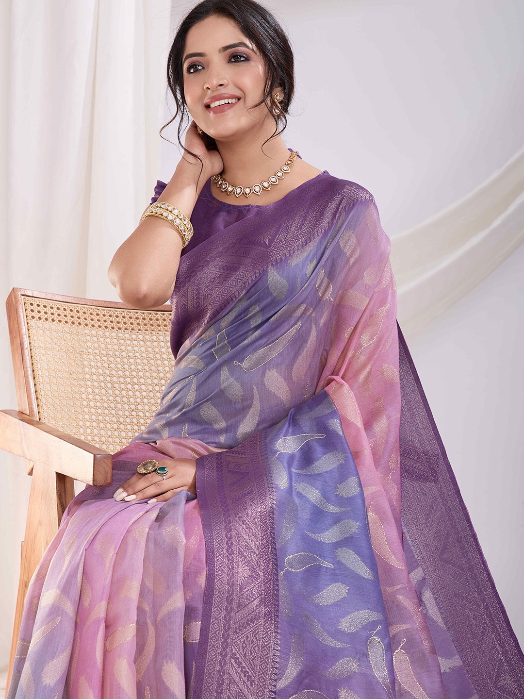 

DIVASTRI Floral Pure Cotton Banarasi Saree, Violet