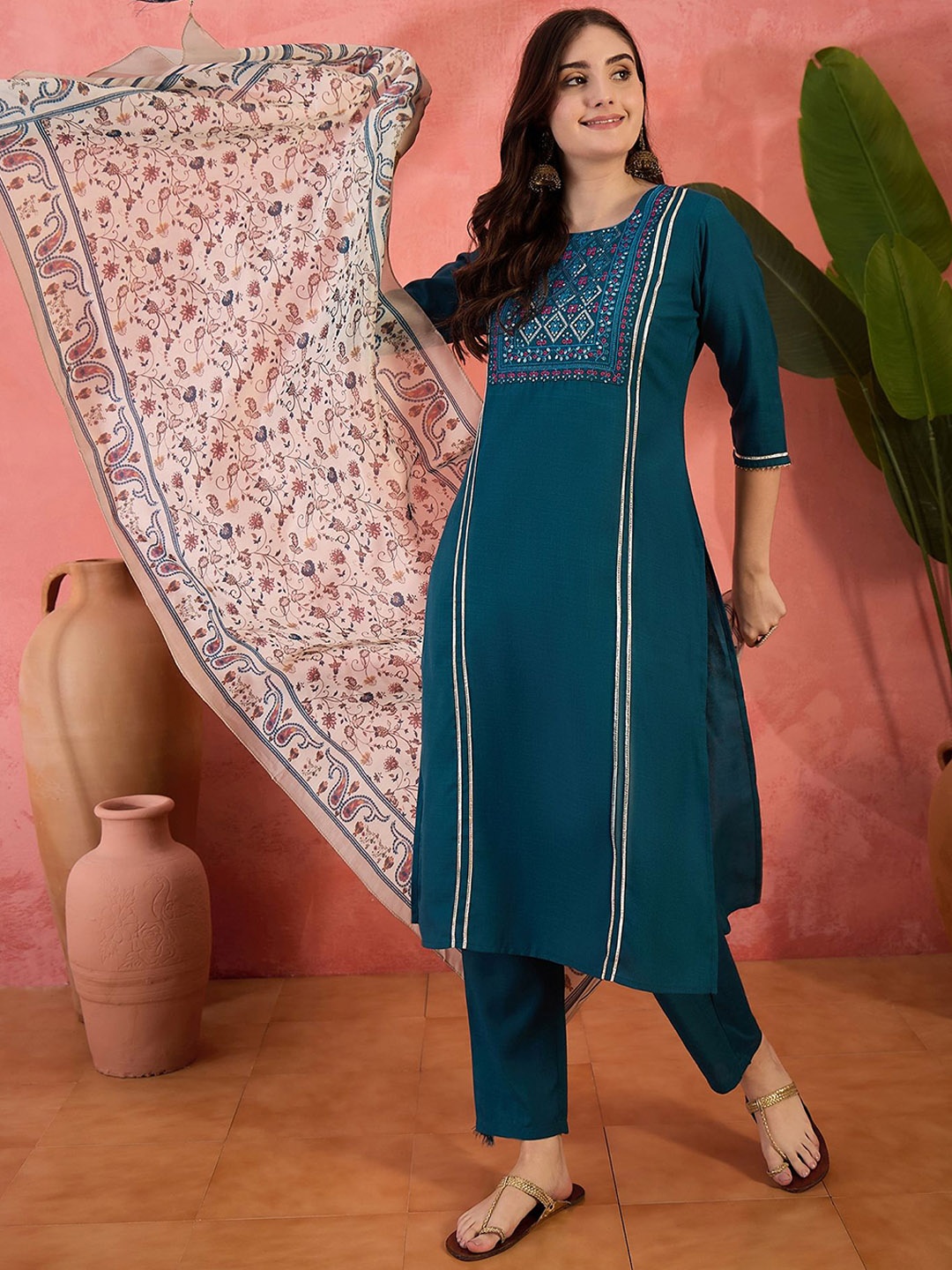 

Sangria Embroidered Straight Kurta Pant Dupatta Set, Teal