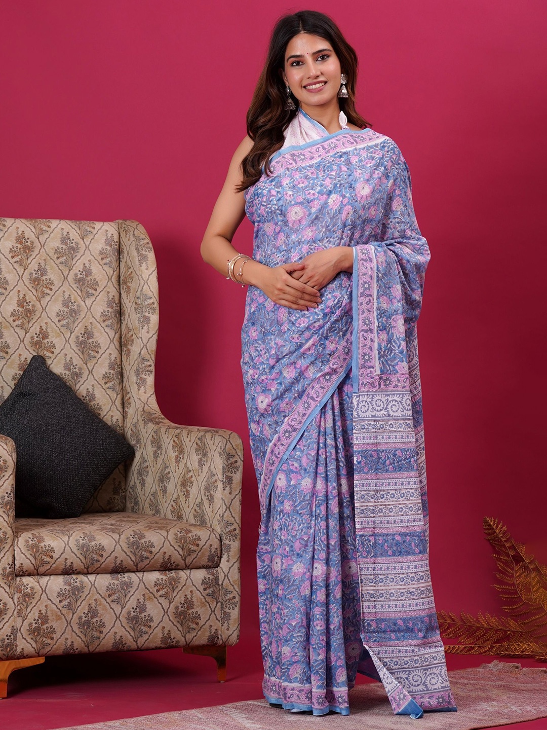 

Vanedik Floral Pure Cotton Block Print Saree, Purple