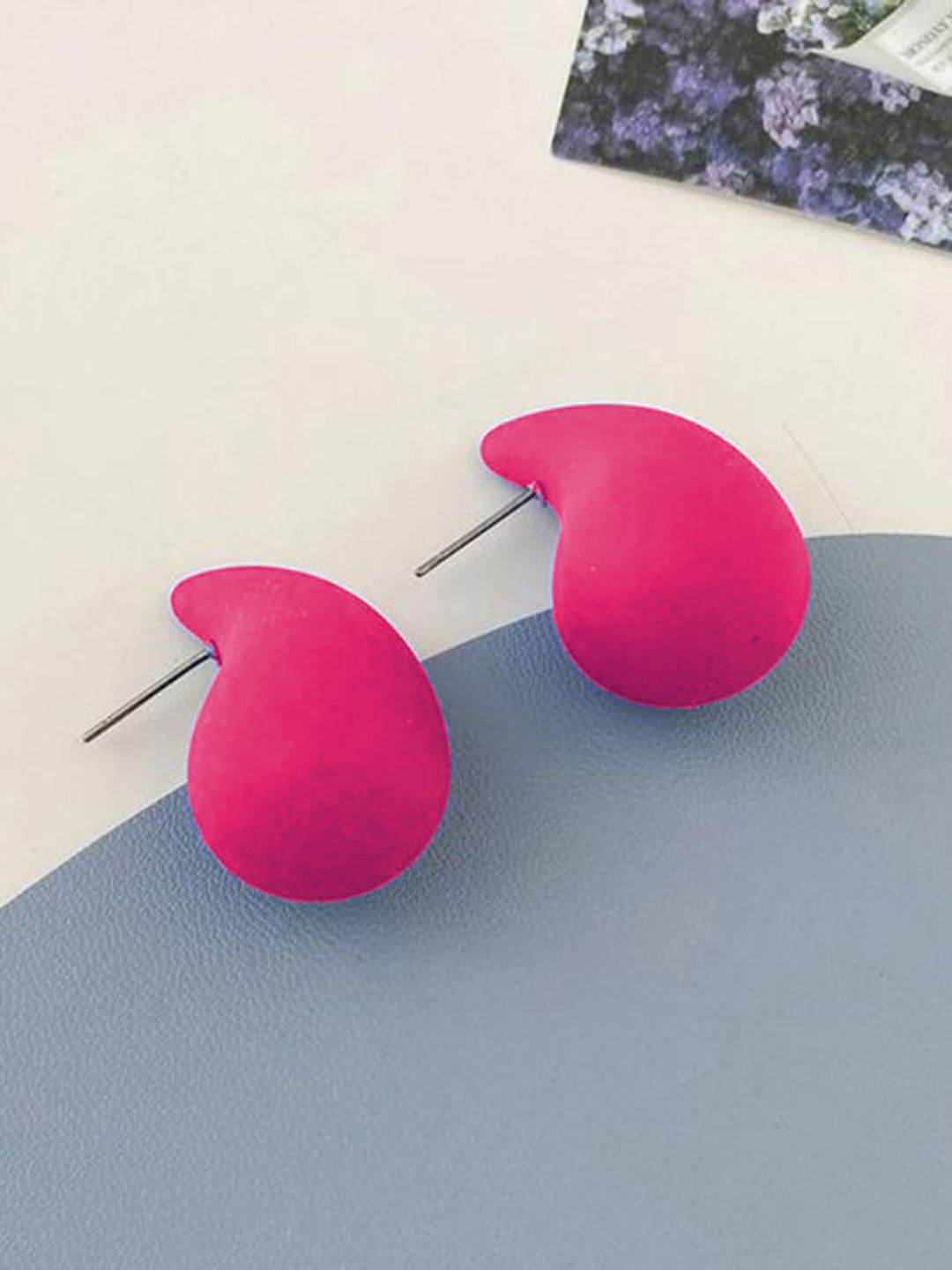 

VAGHBHATT Teardrop Shaped Drop Earrings, Pink