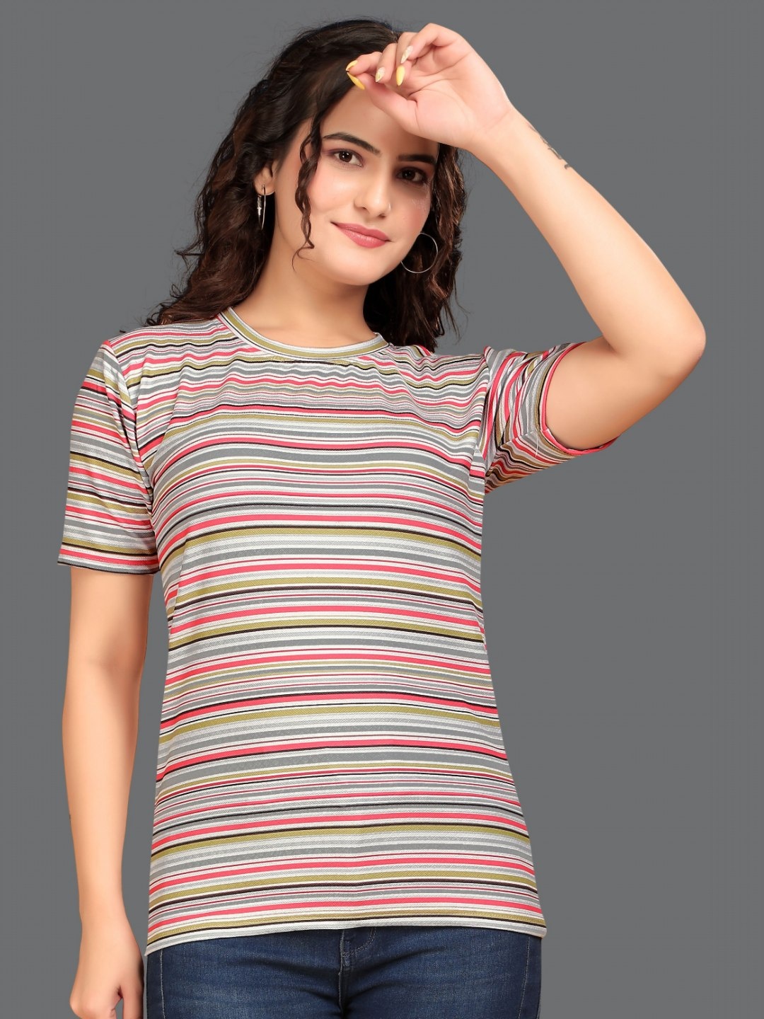 

VGHCFASHION Women Printed Pockets T-shirt, Gold