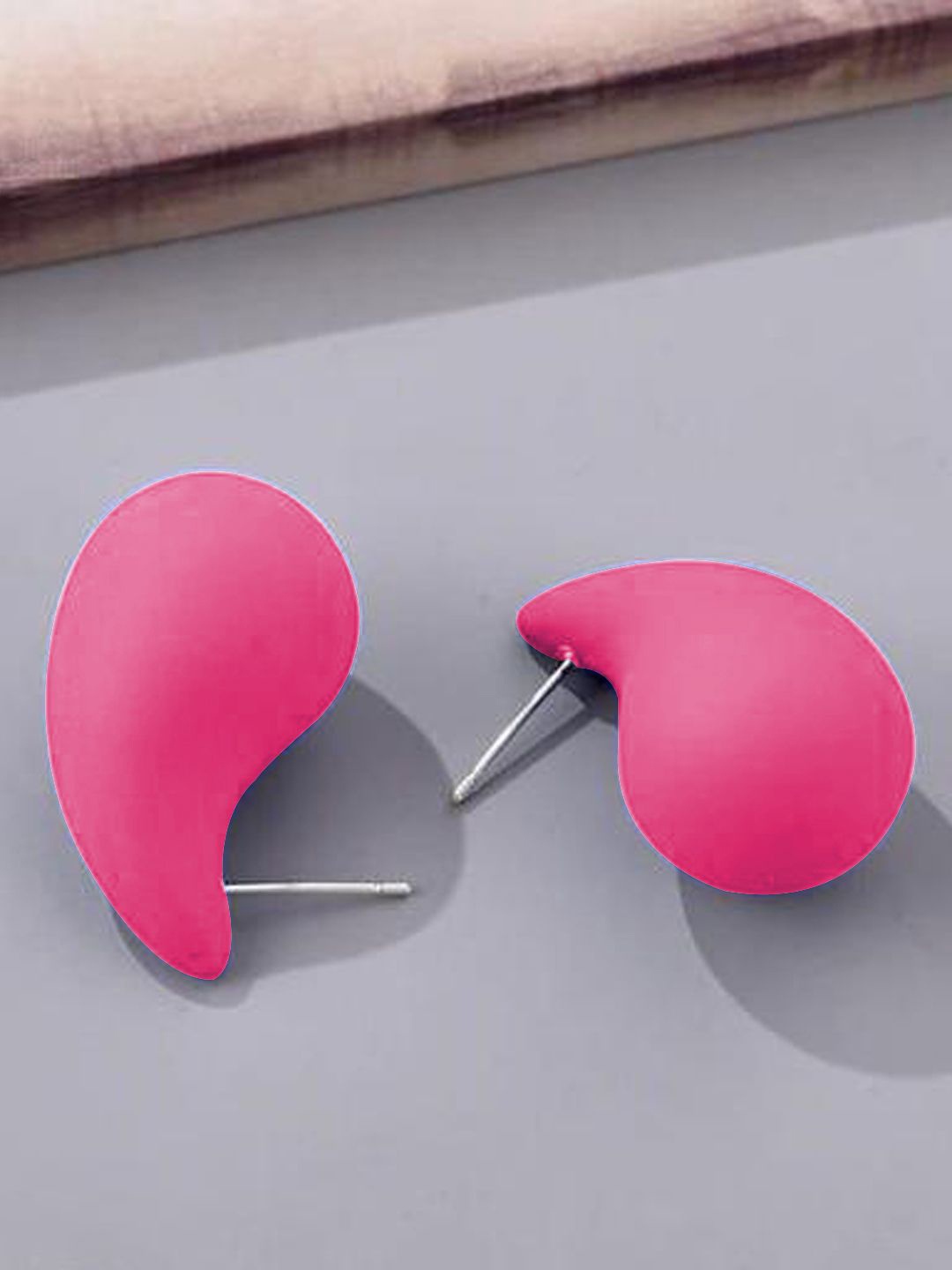 

FIMBUL Teardrop Shaped Drop Earrings, Pink